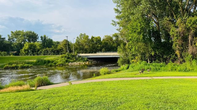 2026 Paulis Drive, Faribault, MN 55021