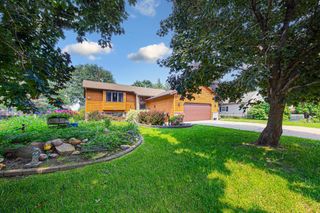 2026 Paulis Drive, Faribault, MN 55021