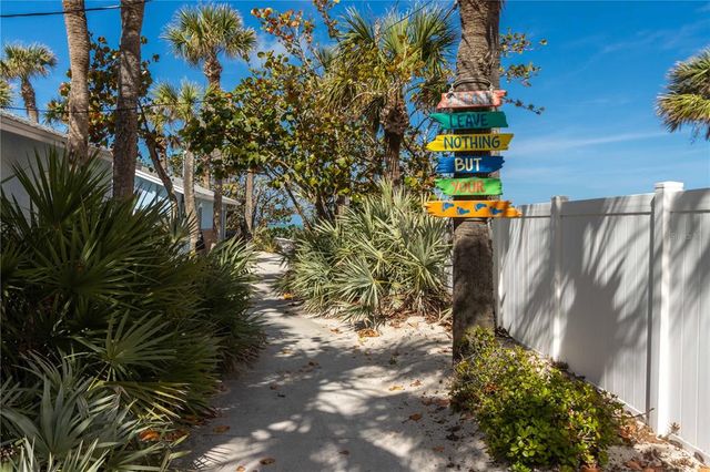 122 10TH AVENUE, Indian Rocks Beach, FL 33785
