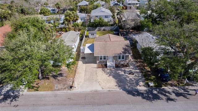 122 10TH AVENUE, Indian Rocks Beach, FL 33785