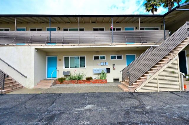 31 N Parkwood Avenue, Pasadena, CA 91106