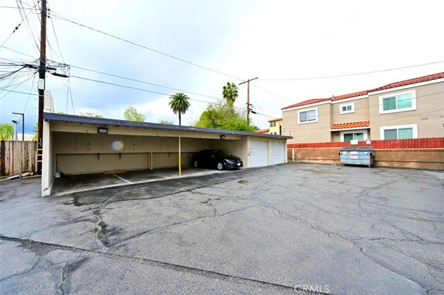 31 N Parkwood Avenue, Pasadena, CA 91106