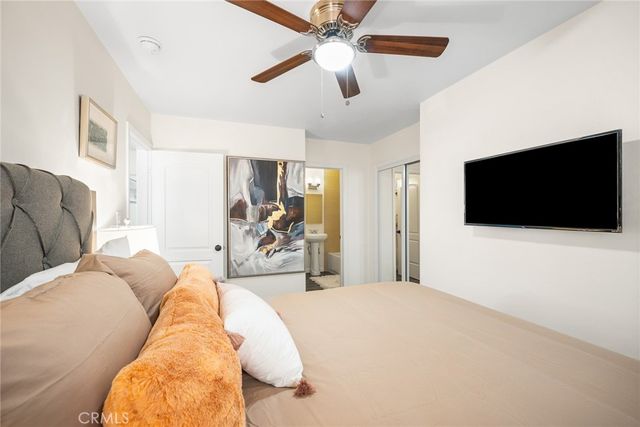 31 N Parkwood Avenue, Pasadena, CA 91106