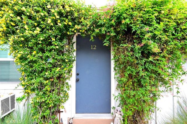 31 N Parkwood Avenue, Pasadena, CA 91106