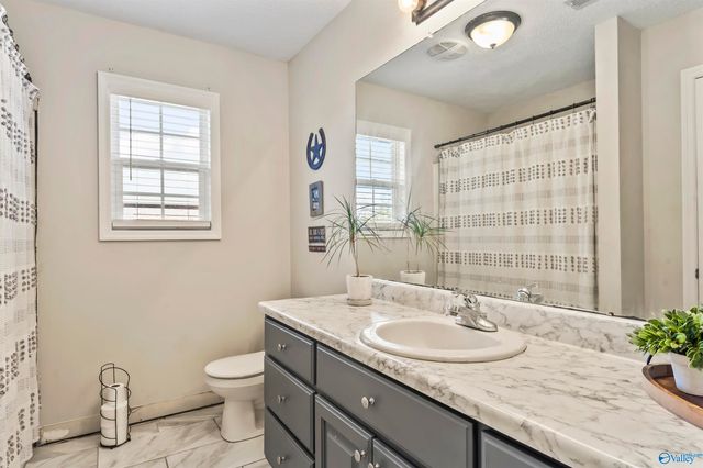 150 Kaylee Loop Road, Hartselle, AL 35640