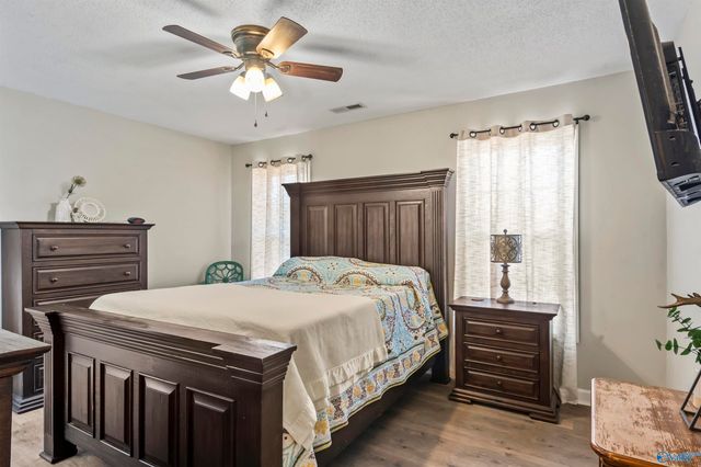 150 Kaylee Loop Road, Hartselle, AL 35640