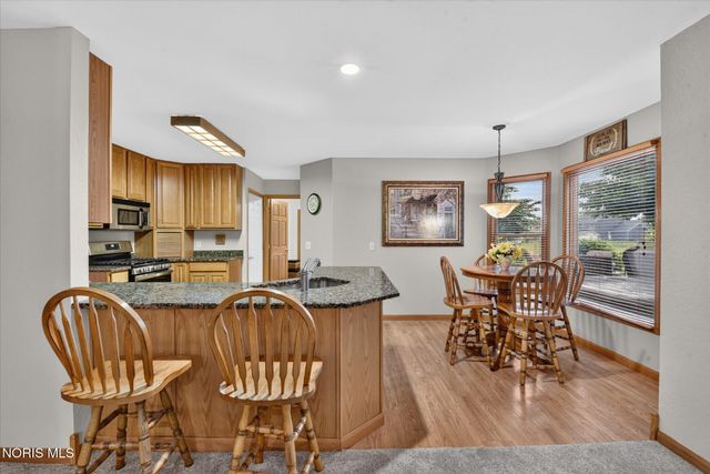 5846 Cherokee Avenue, Walbridge, OH 43465