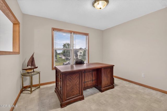 5846 Cherokee Avenue, Walbridge, OH 43465
