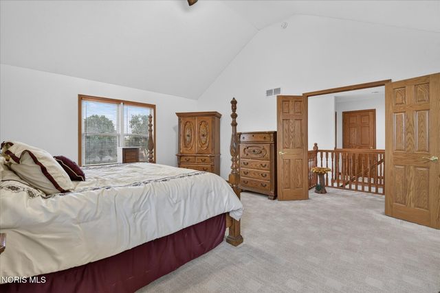 5846 Cherokee Avenue, Walbridge, OH 43465