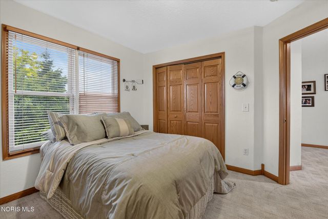 5846 Cherokee Avenue, Walbridge, OH 43465