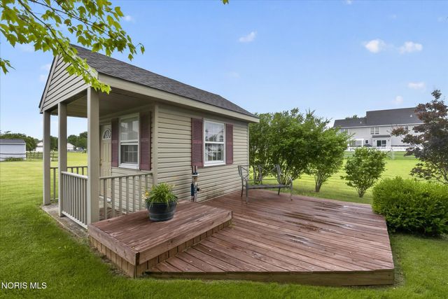 5846 Cherokee Avenue, Walbridge, OH 43465