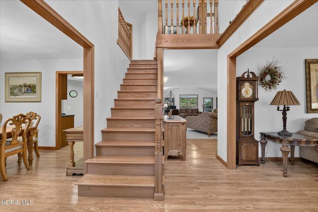 5846 Cherokee Avenue, Walbridge, OH 43465