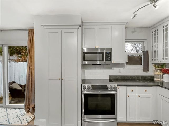 1360 Premio Drive, Fenton, MO 63026