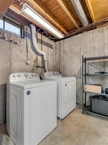 1360 Premio Drive, Fenton, MO 63026