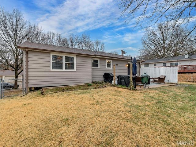 1360 Premio Drive, Fenton, MO 63026