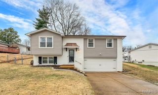 1360 Premio Drive, Fenton, MO 63026