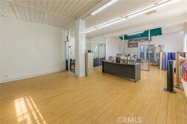 4922 S Figueroa Street, Los Angeles, CA 90037