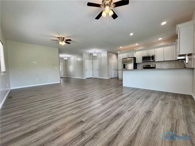 383 Maumee River Crossing, Defiance, OH 43512