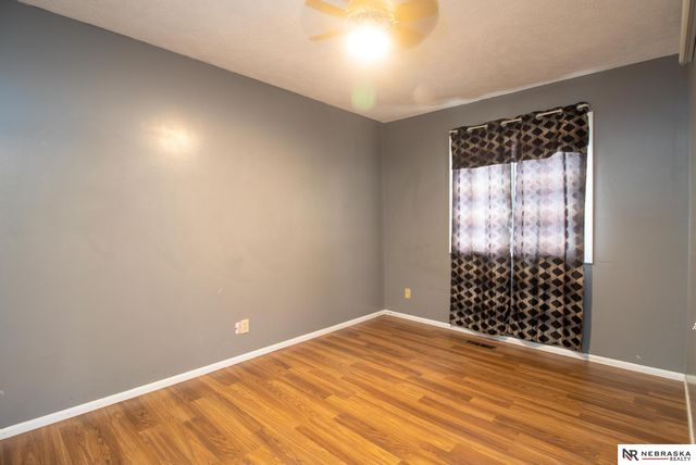 6149 NW 9th Street, Lincoln, NE 68521