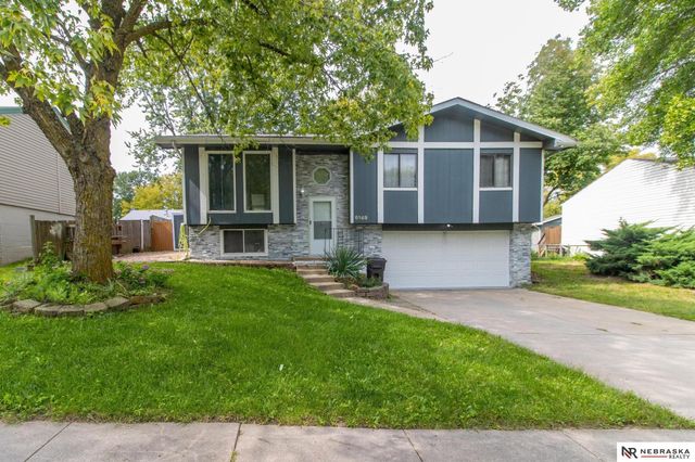 6149 NW 9th Street, Lincoln, NE 68521