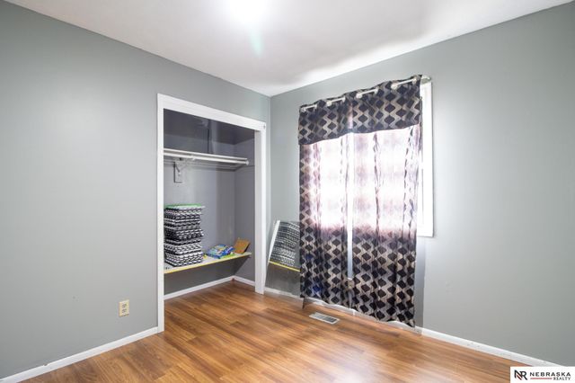 6149 NW 9th Street, Lincoln, NE 68521
