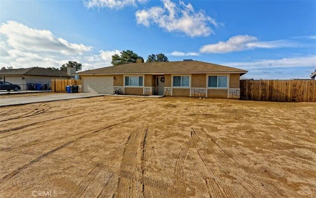 15052 Temecula, Apple Valley, CA 92307