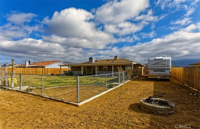 15052 Temecula, Apple Valley, CA 92307