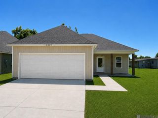 1401 Ravier Ln, Sunshine, LA 70780