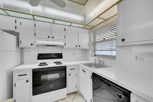 7960 N Sunrise Lakes Drive 311, Sunrise, FL 33322