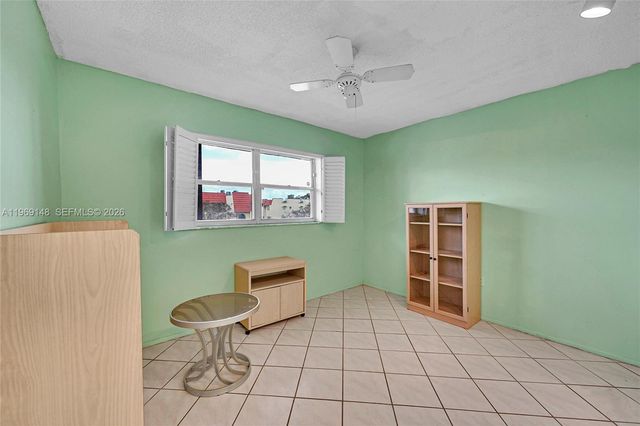 7960 N Sunrise Lakes Drive 311, Sunrise, FL 33322