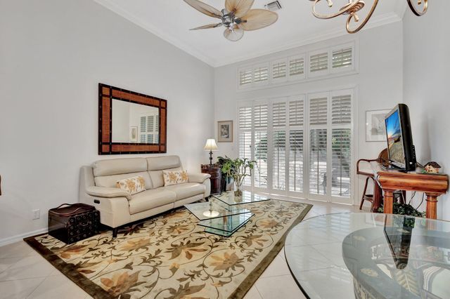 10732 Grande Boulevard, West Palm Beach, FL 33412