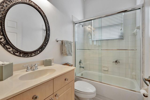 10732 Grande Boulevard, West Palm Beach, FL 33412