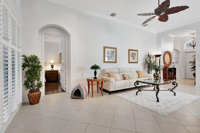 10732 Grande Boulevard, West Palm Beach, FL 33412