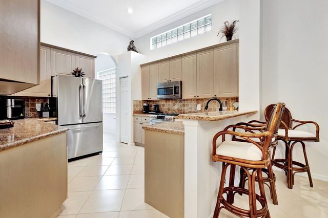 10732 Grande Boulevard, West Palm Beach, FL 33412