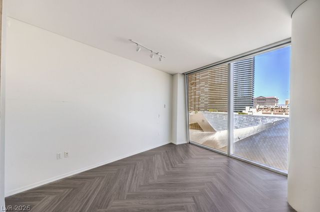 3726 Las Vegas Boulevard 811, Las Vegas, NV 89158