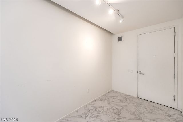 3726 Las Vegas Boulevard 811, Las Vegas, NV 89158