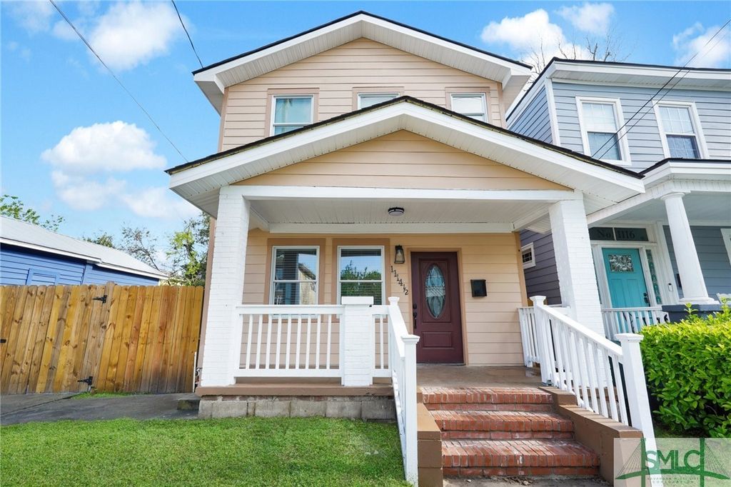 Image 1 of property listing at 1114 1/2 E Bolton Street, Savannah, GA 31404