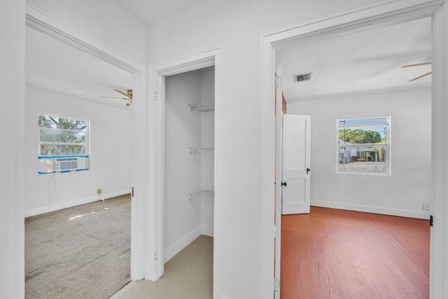 5409 Western Avenue, West Palm Beach, FL 33405