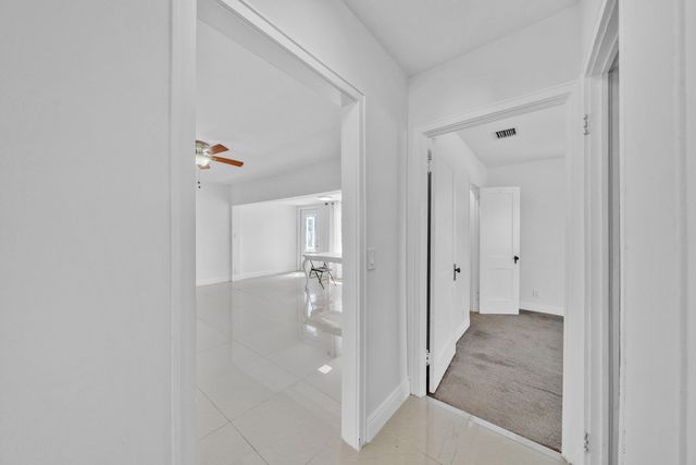5409 Western Avenue, West Palm Beach, FL 33405
