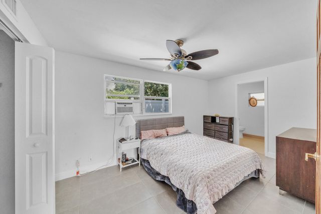 5409 Western Avenue, West Palm Beach, FL 33405