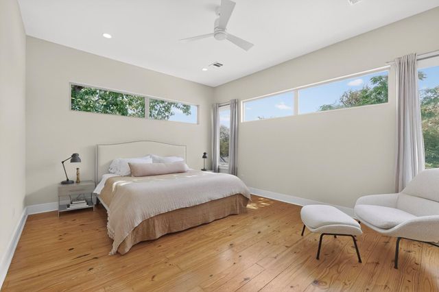 807-2 W Gibson ST, Austin, TX 78704