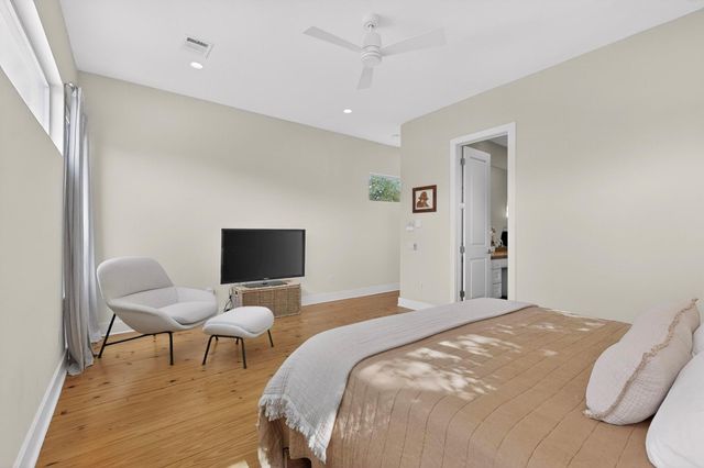 807-2 W Gibson ST, Austin, TX 78704
