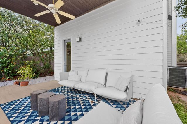 807-2 W Gibson ST, Austin, TX 78704