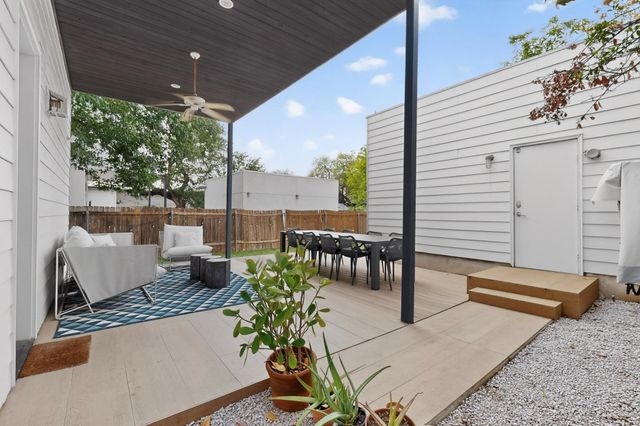 807-2 W Gibson ST, Austin, TX 78704