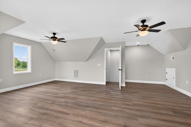 102 Stonegate Drive, Danville, KY 40422