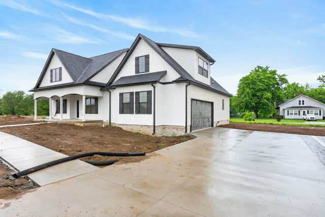 102 Stonegate Drive, Danville, KY 40422