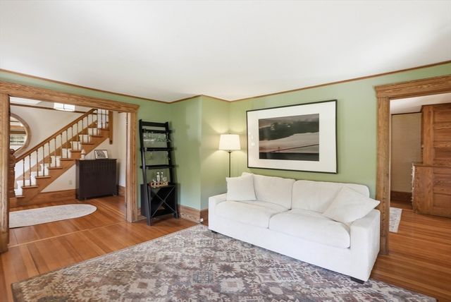 671 Main Street, Medfield, MA 02052