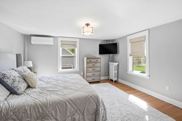 671 Main Street, Medfield, MA 02052