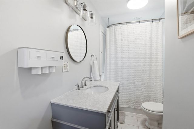 671 Main Street, Medfield, MA 02052