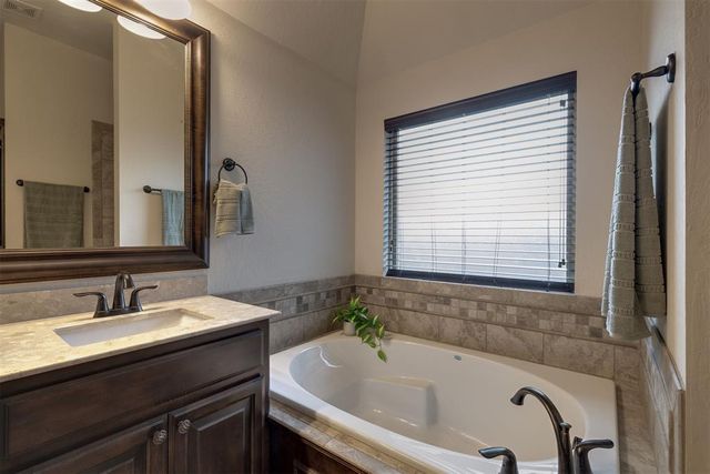 13552 Borgata Lane, Oklahoma City, OK 73170